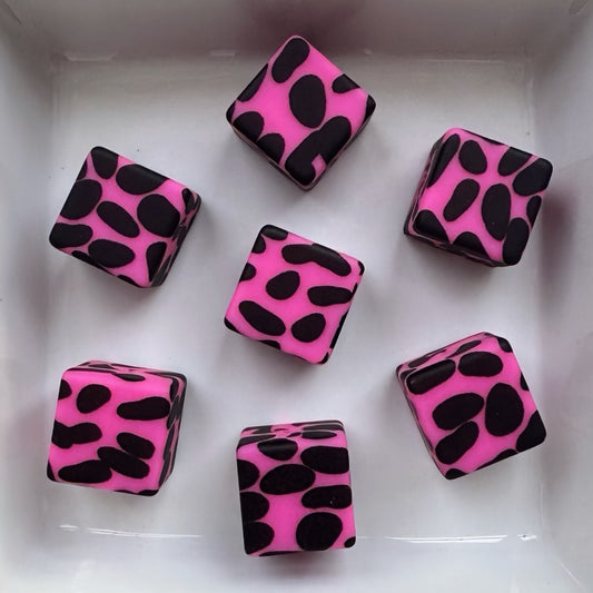 Square Spotted Hot Pink Silicone Bead