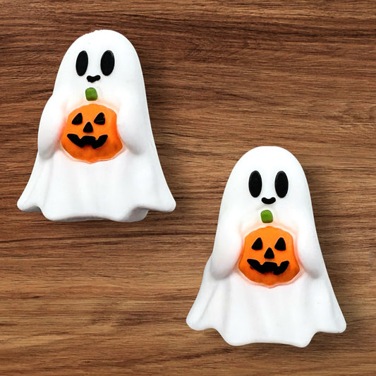 3-D Ghost With Pumpkin Focal