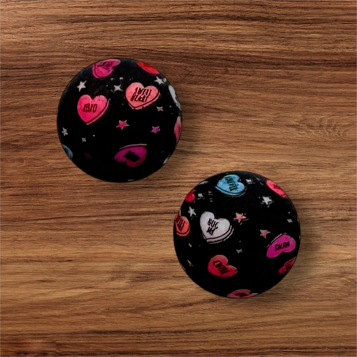 15mm Black Conversation Hearts Silicone Bead