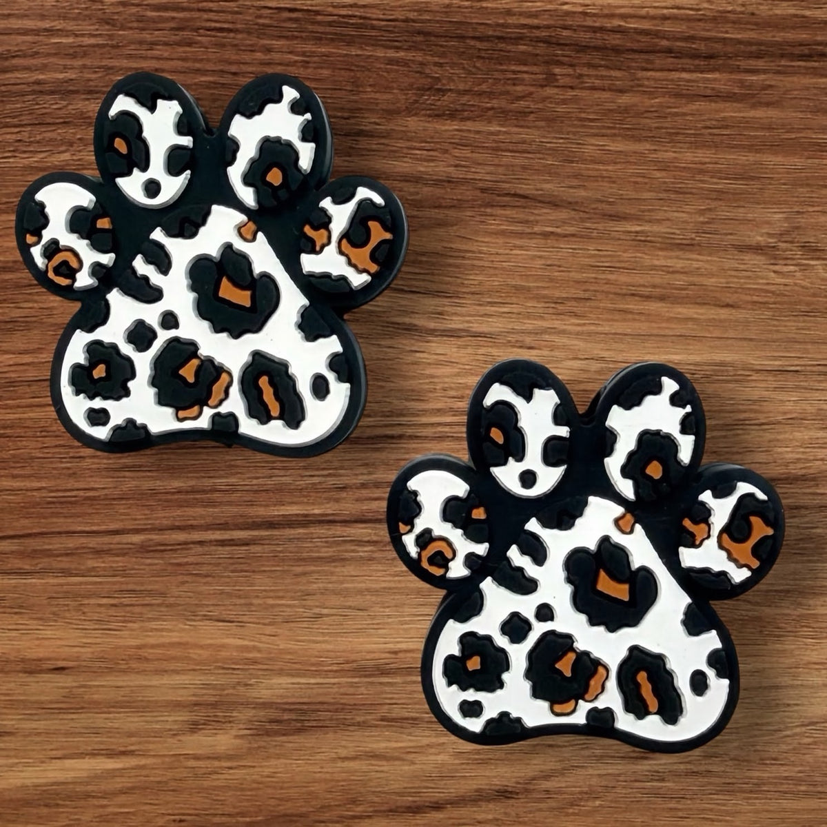 Leopard Print Paw Focal