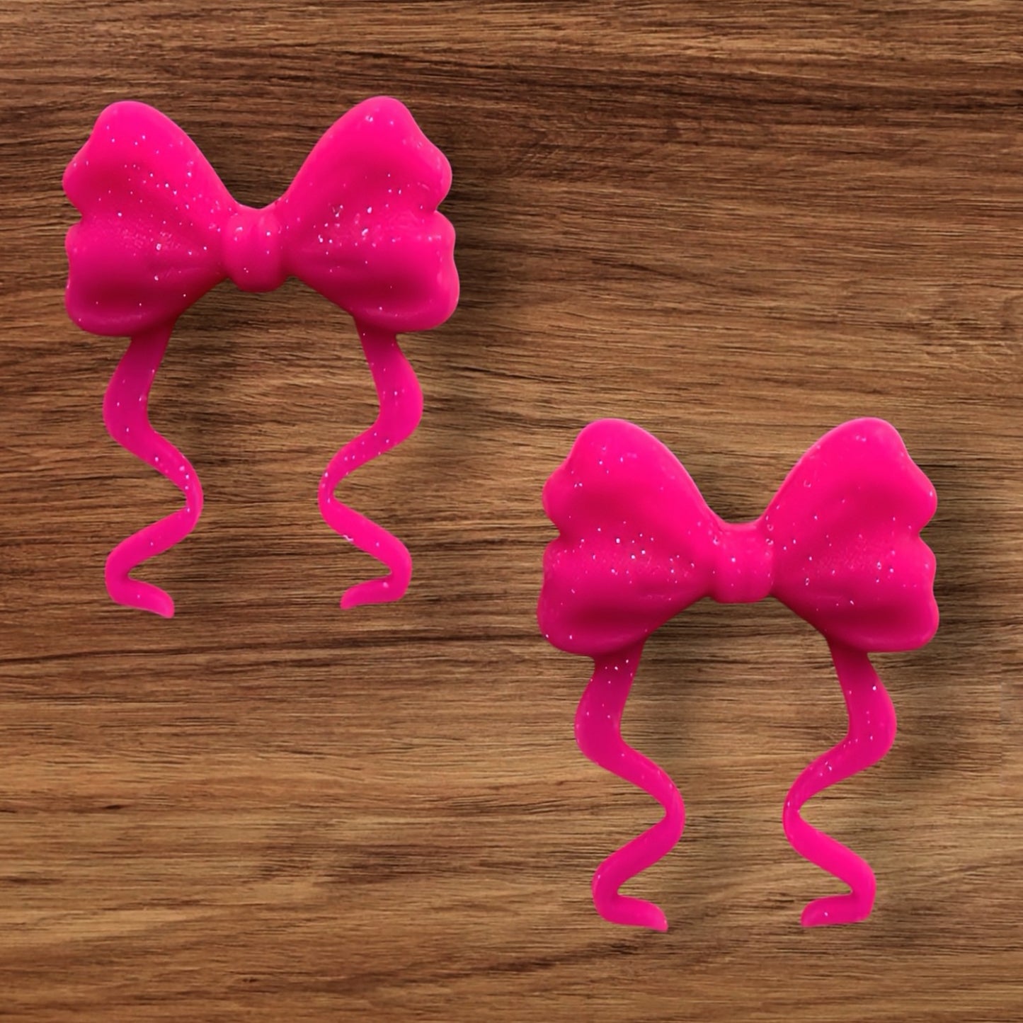 3-D Long Tail Bow Focal (Hot Pink)