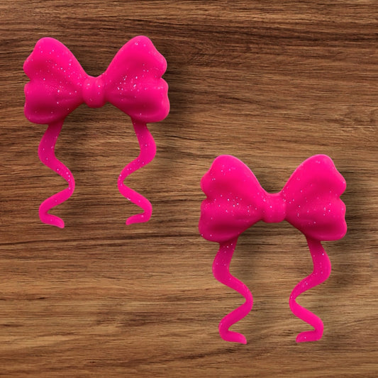 3-D Long Tail Bow Focal (Hot Pink)