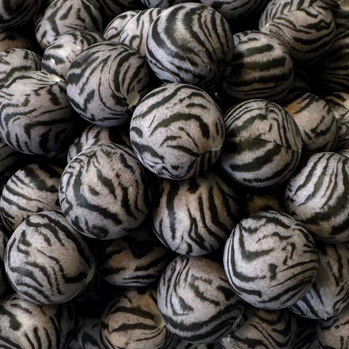 15mm Tiger Print Silicone Bead