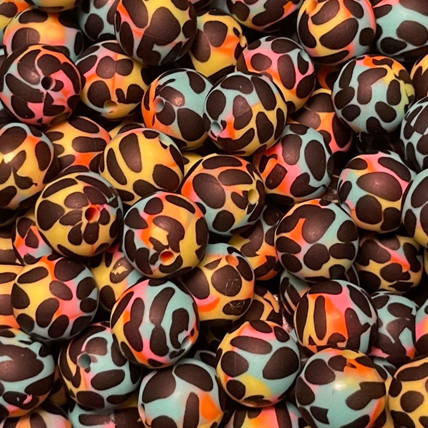 15mm Bright Cow Swirl Silicone Bead